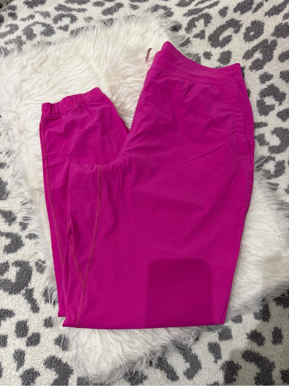 Women’s Fuchsia Jogger Pants